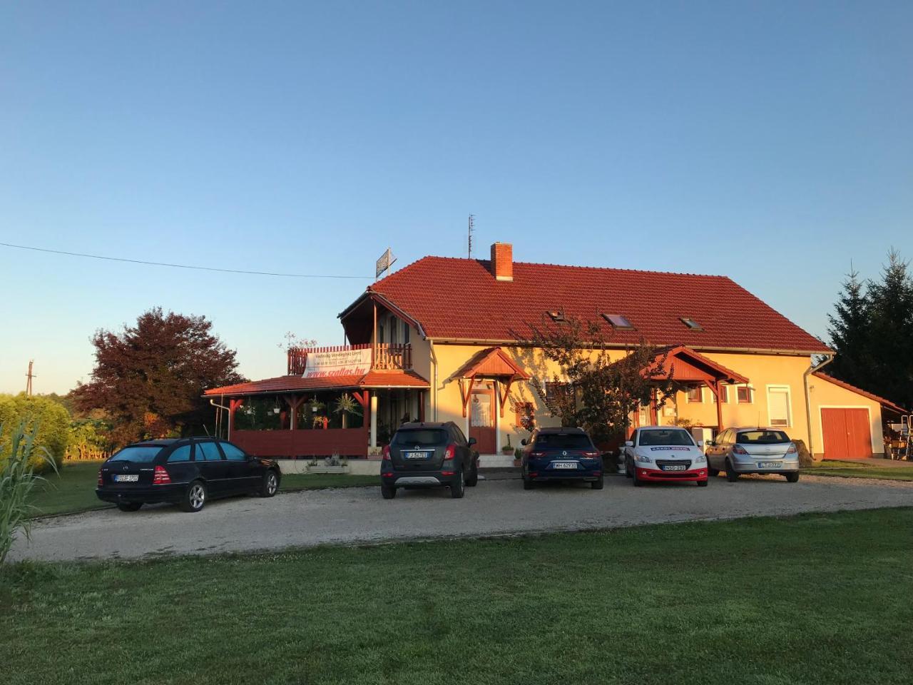Vadvirag Vendeghaz Hotel Lenti Exterior photo
